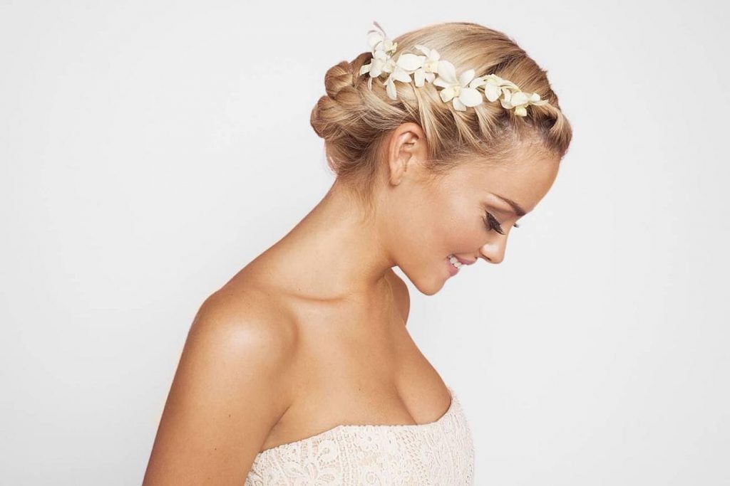 High Bun Wedding Styles Recommended By Top Hairstylists high-bun-wedding-styles-recommended-by-top-hairstylists