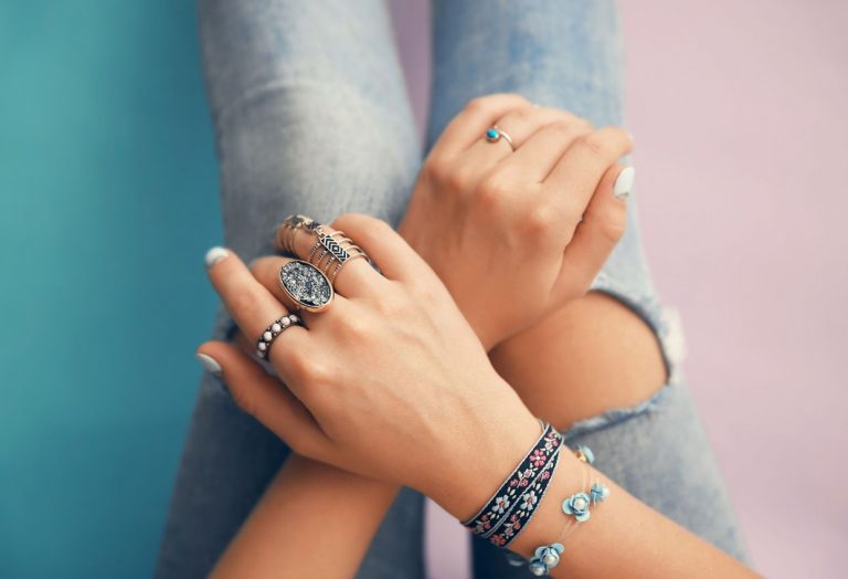 The Latest Summer Jewelry Trends That You Need to Know About