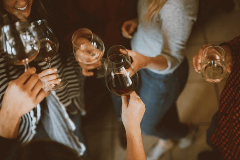 How to Run a Girls Night Fashion Show At Home