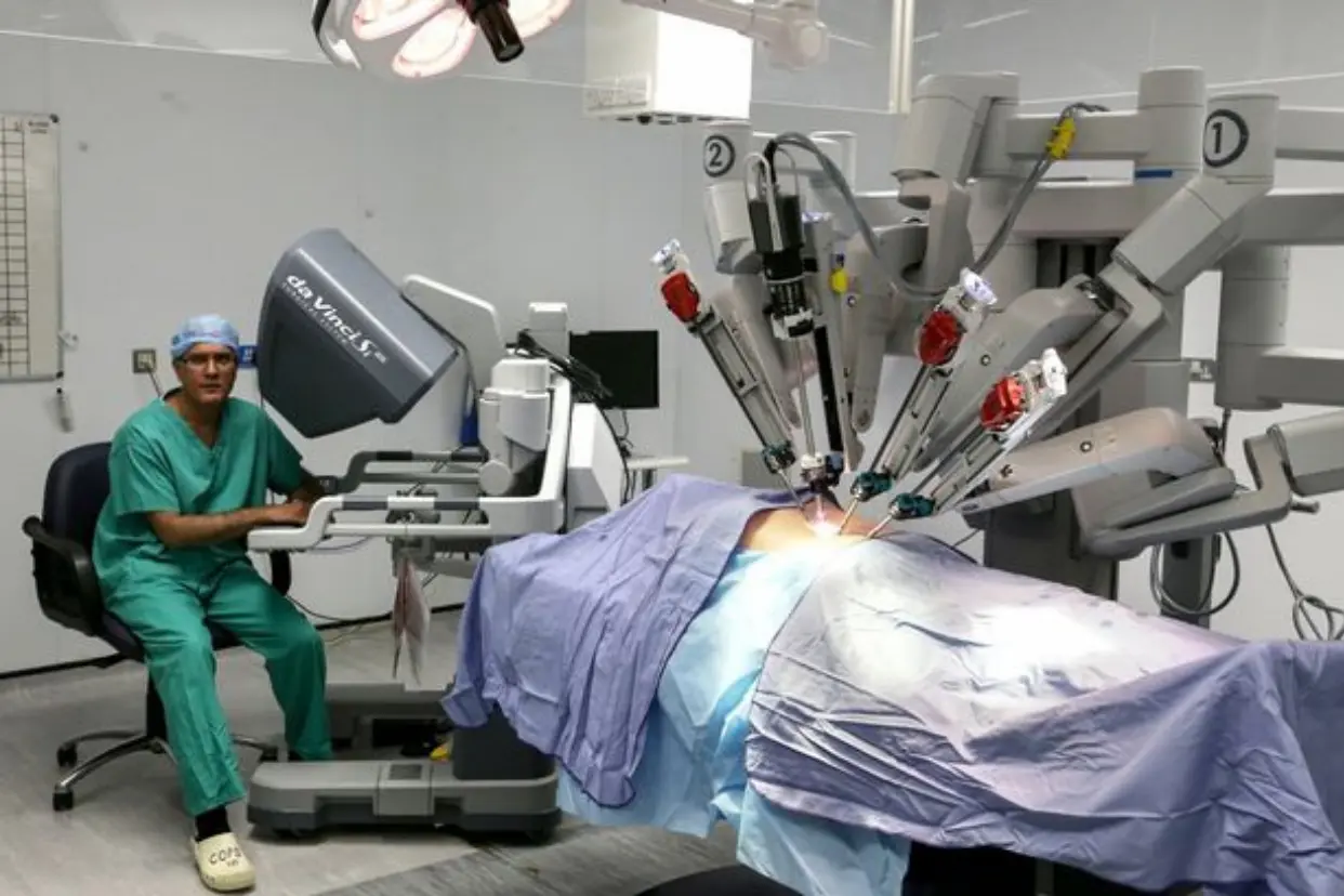 Lung Cancer Robotic Surgery