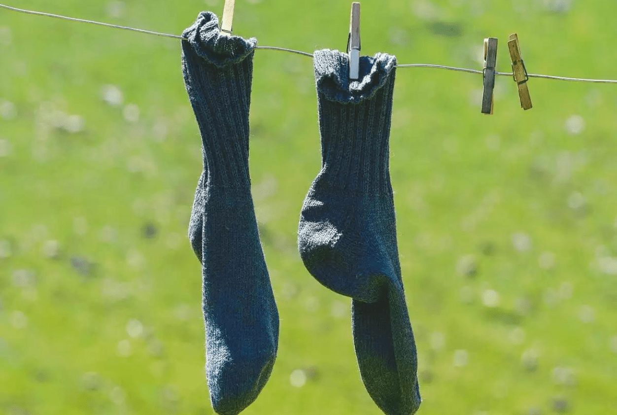 This means that there is a high chance that you can end up with a foot ulcer if you do not take the proper precautions. Here are 7 reasons why you need to buy diabetic socks: