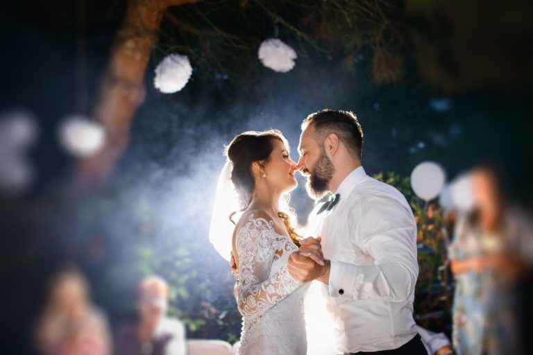 7 Wedding Moments You’ll Want To Capture On Video