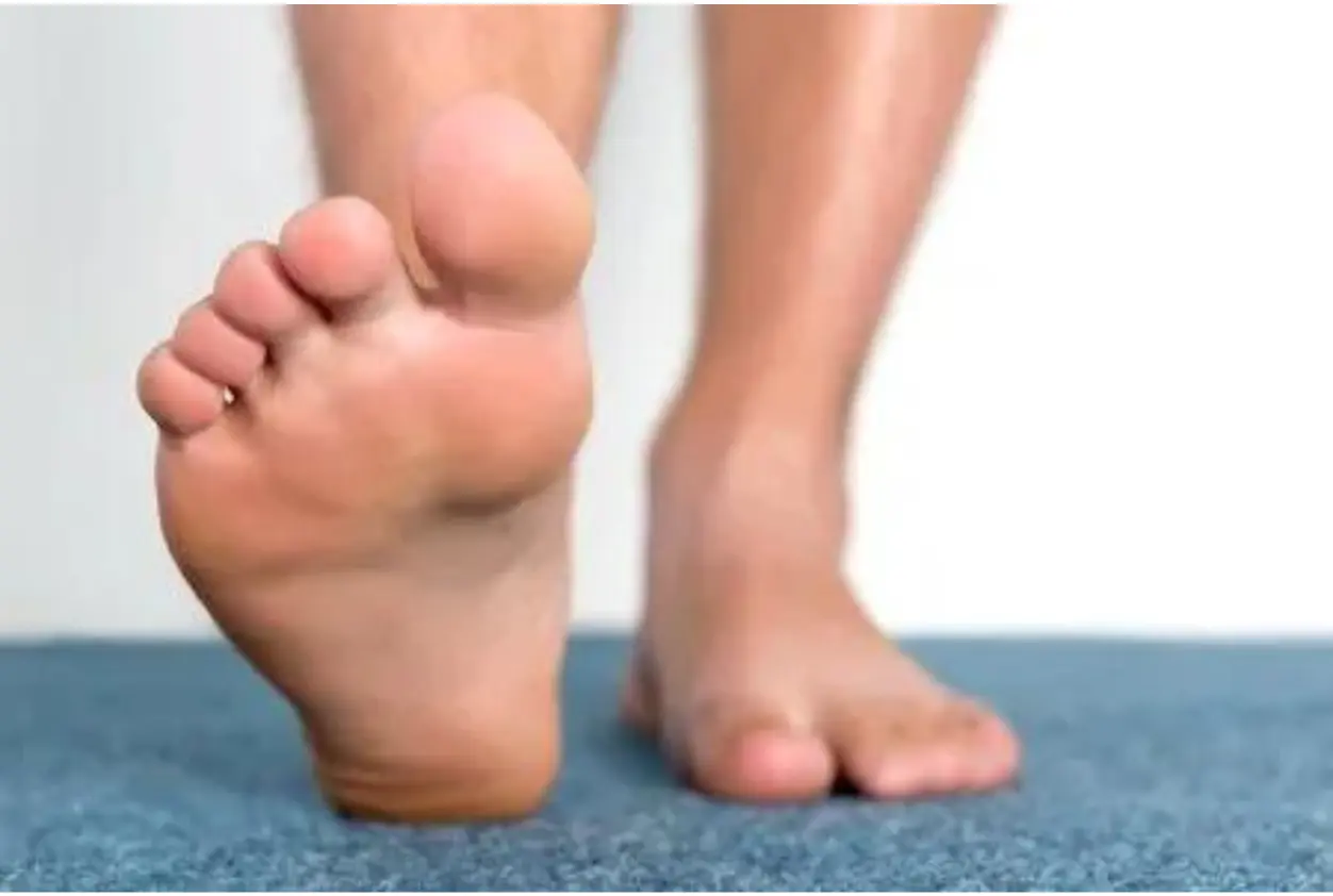 Maintaining Your Healthy Feet