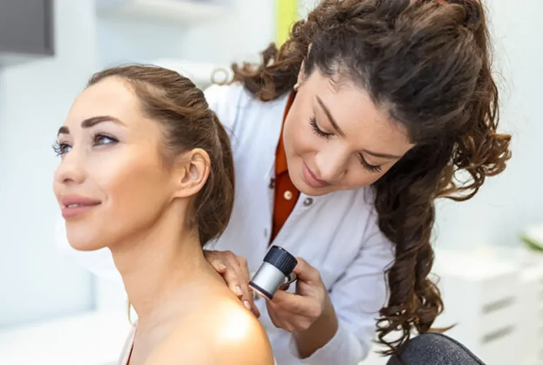 Exploring Different Career Paths in the Beauty Industry